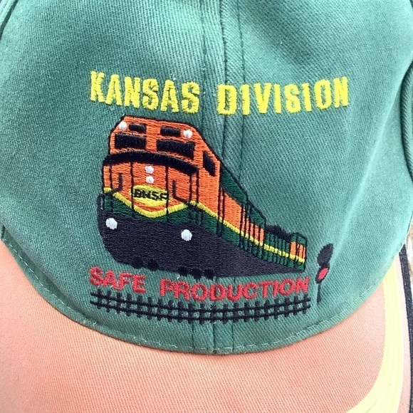 Vintage Railway Railroad KS Division Train Transport Hat BNSF Baseball Cap - Picture 8 of 8